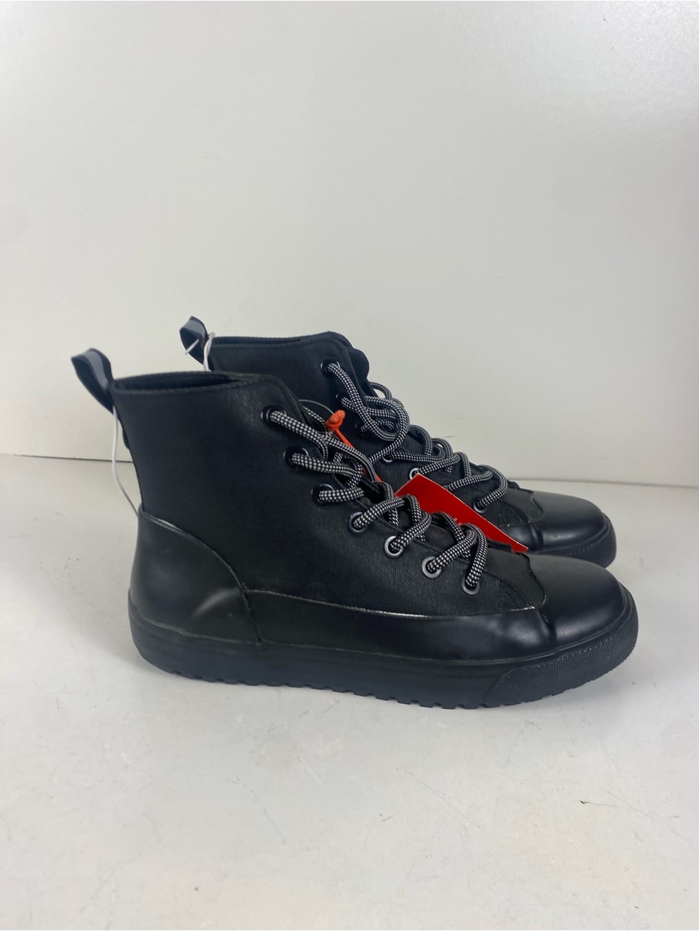 NWT Hunter Target Dipped Black Canvas Hi Top Sneakers Size Women’s 8.5 Men’s 6.5